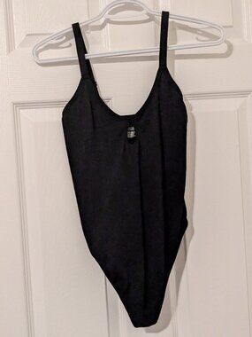 Colsie black ribbed bodysuit with keyhole cutout size large